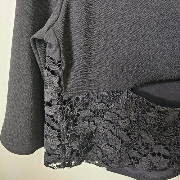 EUC EXPRESS BLACK LACED CUT OUT AT THE BACK SEMI CROPPED TOP SIZE L - Picture 3 of 15